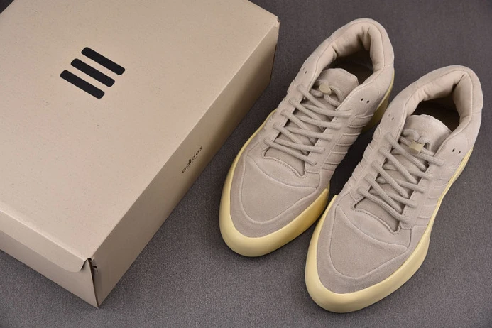 AllSeason fog x ad*s athletics 86 low brown grey if 290
