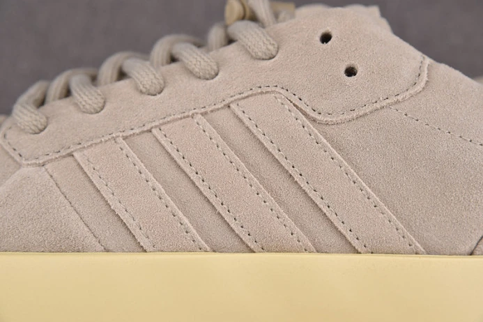 AllSeason fog x ad*s athletics 86 low brown grey if 290