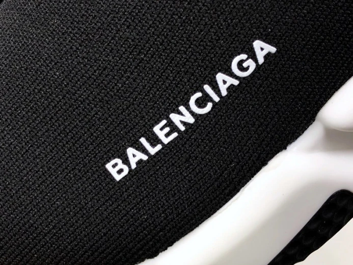 AllSeason speed trainer sneakers 2080