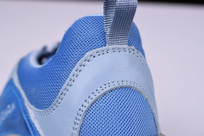 AllSeason triples trainer sneakers 2037