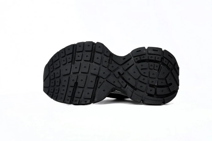 BLCG 3XL SNEAKER 542228 W2RB8 SportInspired 2759