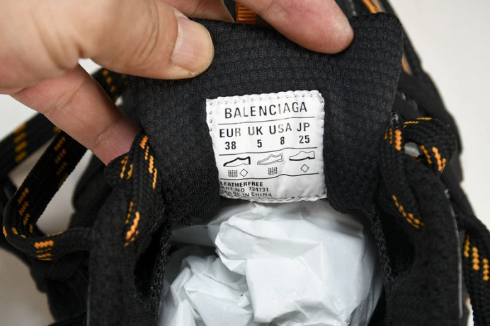 BLCG 3XL SNEAKER 734731 W3XL3 WellDesigned 2750