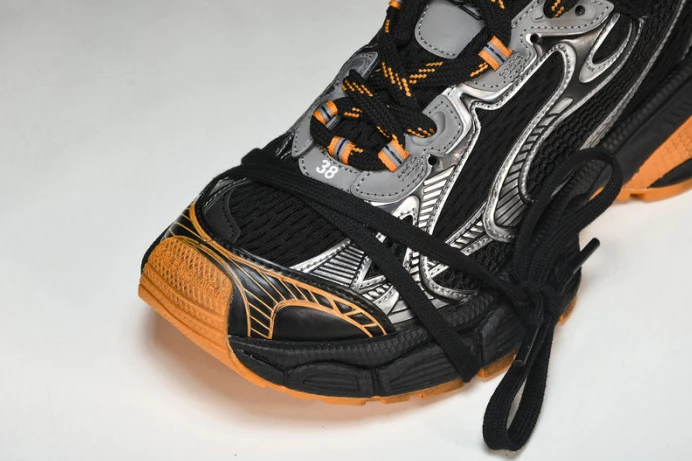 BLCG 3XL SNEAKER 734731 W3XL3 WellDesigned 2750