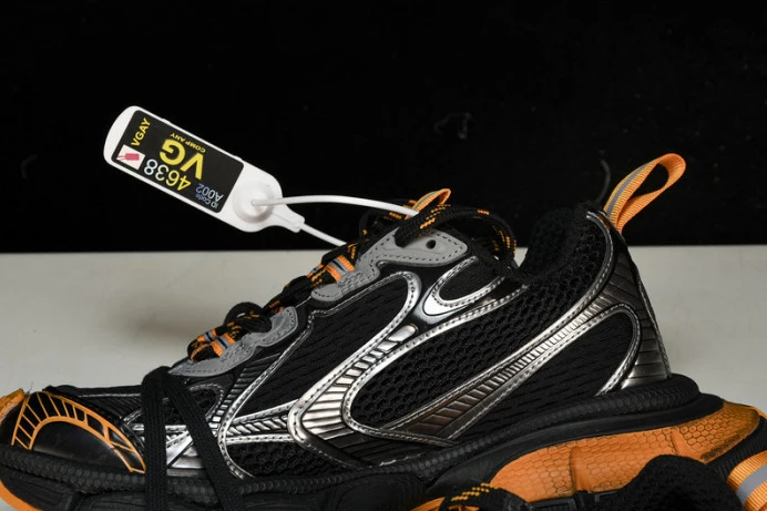 BLCG 3XL SNEAKER 734731 W3XL3 WellDesigned 2750