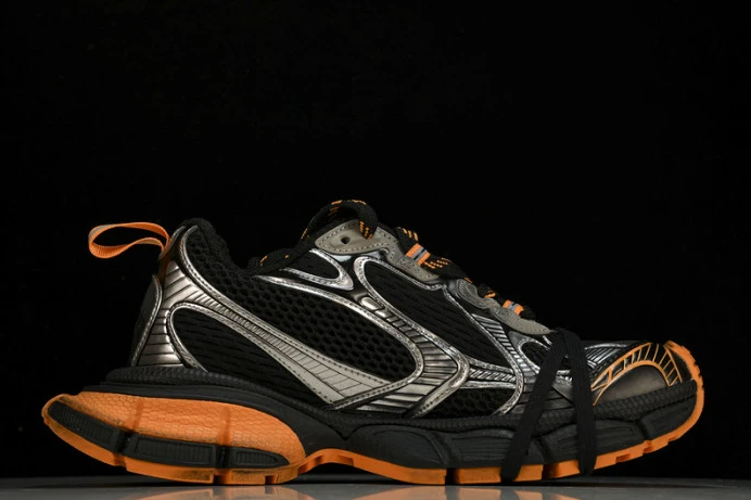 BLCG 3XL SNEAKER 734731 W3XL3 WellDesigned 2750