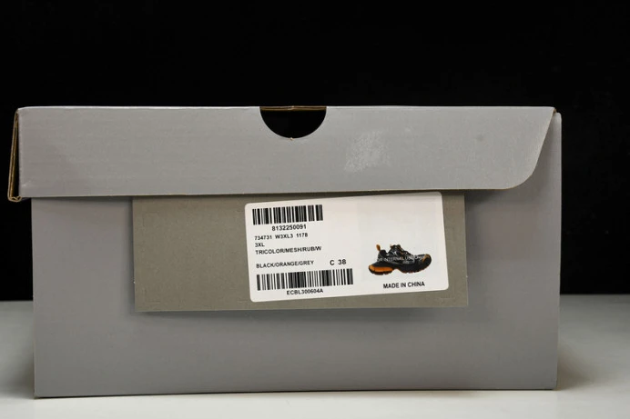 BLCG 3XL SNEAKER 734731 W3XL3 WellDesigned 2750