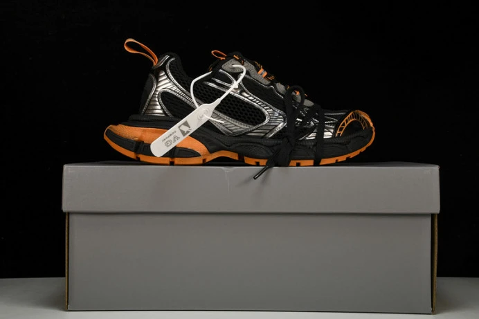 BLCG 3XL SNEAKER 734731 W3XL3 WellDesigned 2750