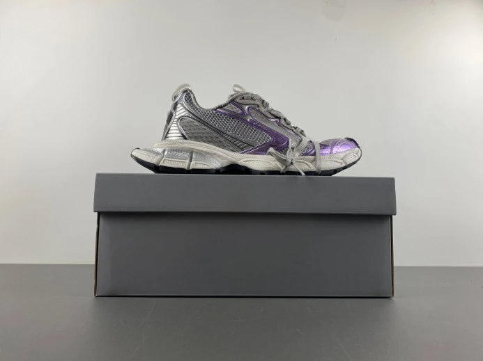 BLCG 3XL SNEAKER 734731 W3XL5 WellDesigned 2455