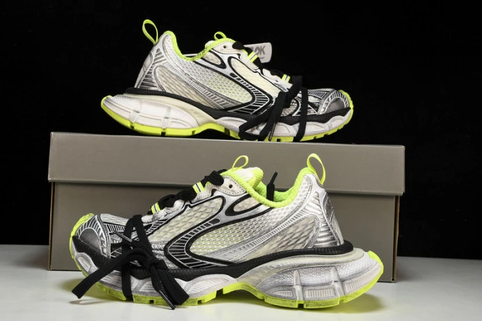 BLCG 3XL SNEAKER 734731 W3XL6 NewStyle 2747