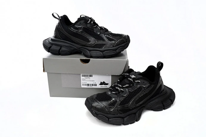 BLCG 3XL SNEAKER 734733 W2RC6 UrbanStyle 2763