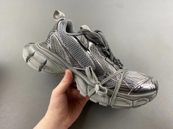 BLCG 3XL SNEAKER 734734 W3XL1 WellDesigned 2449