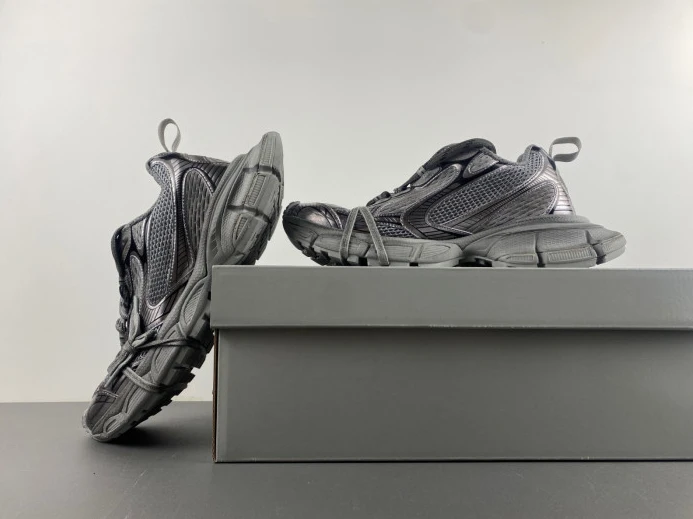 BLCG 3XL SNEAKER 734734 W3XL1 WellDesigned 2449