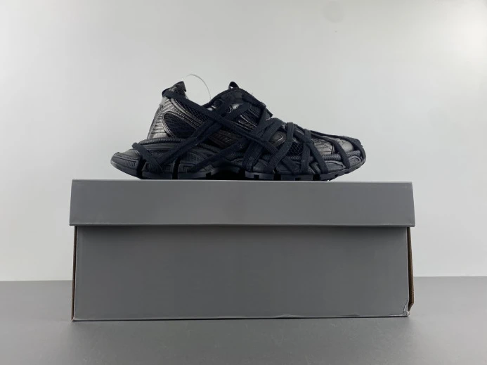 BLCG 3XL SNEAKER 778698 W3XLL HighQuality 2458