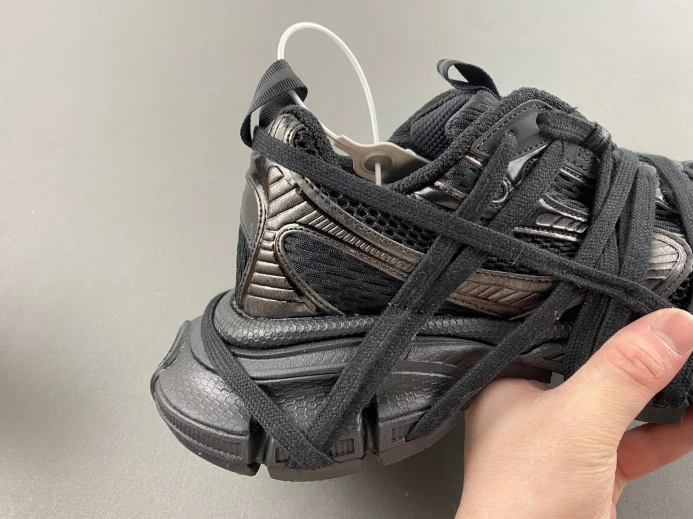 BLCG 3XL SNEAKER 778698 W3XLL HighQuality 2458