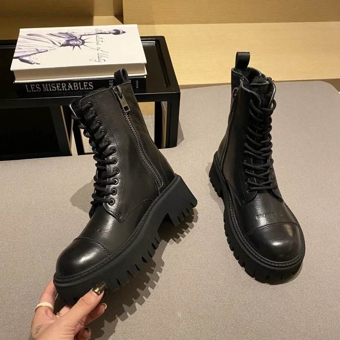 BLCG BOOTS WellDesigned 2392
