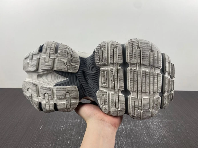 BLCG CARGO SNEAKER 784341 W2MV1 StreetReady 2474