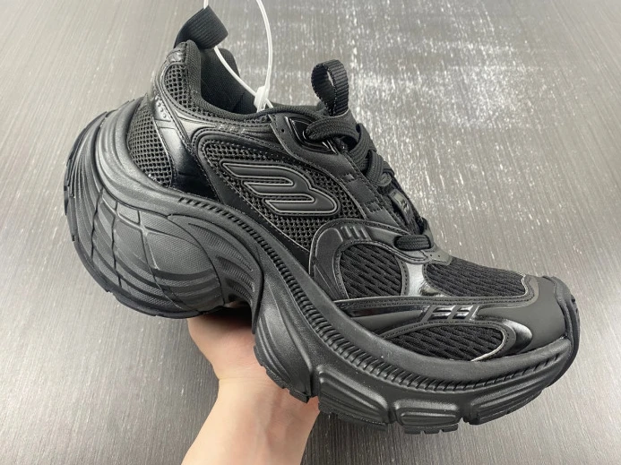 BLCG CARGO SNEAKER 784344 W2MV1 WellDesigned 2468