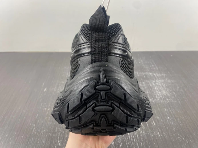 BLCG CARGO SNEAKER 784344 W2MV1 WellDesigned 2468