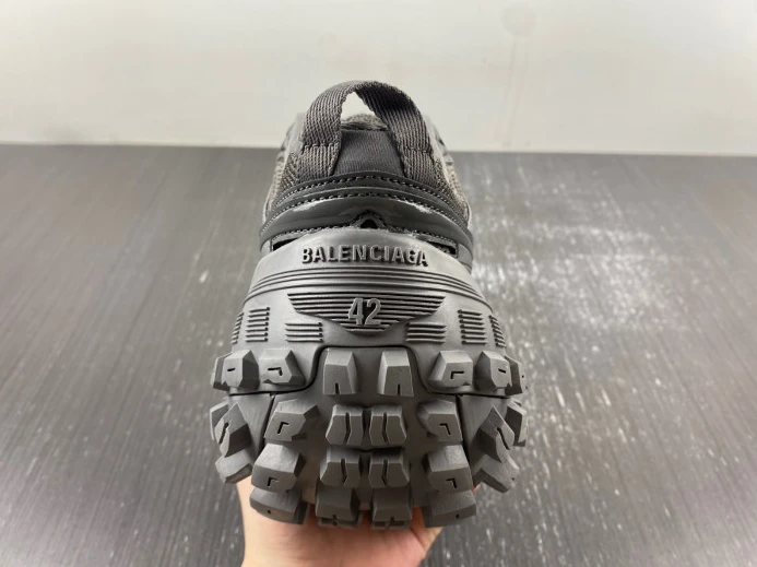 BLCG DEFENDER SNEAKER 685613 W2RA6 SportInspired 2423