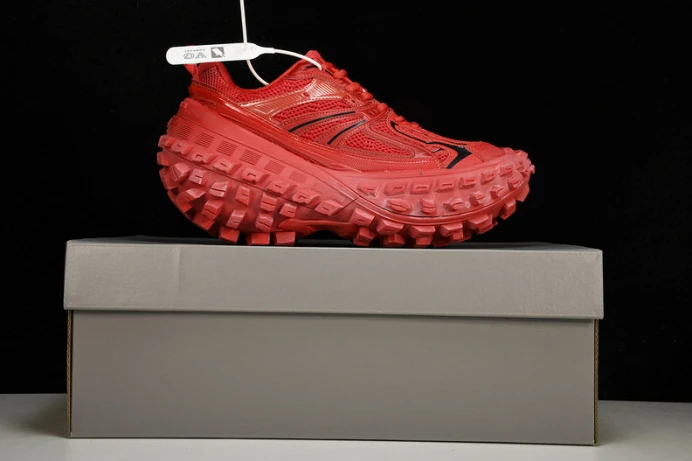 BLCG DEFENDER SNEAKER 685613 W2RAA WellDesigned 2428