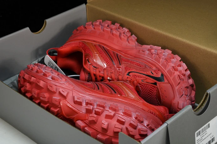 BLCG DEFENDER SNEAKER 685613 W2RAA WellDesigned 2428