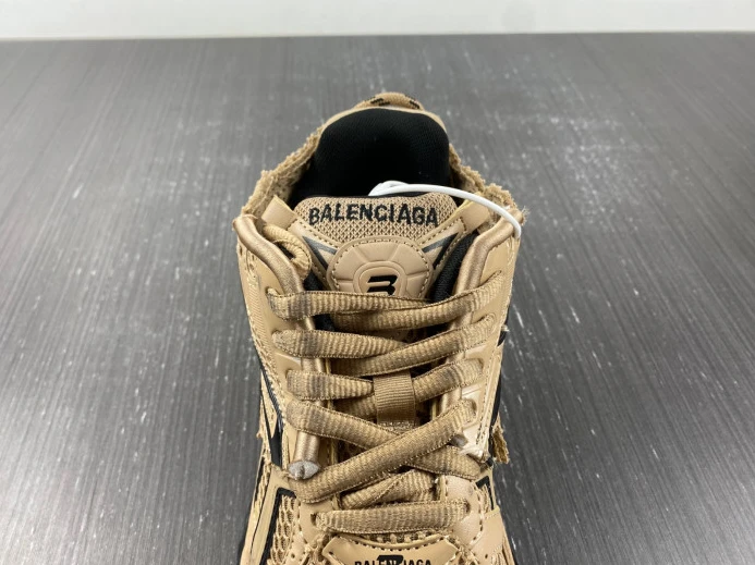 BLCG RUNNER SNEAKER 677402 W1RA8 GoAnywhere 2690
