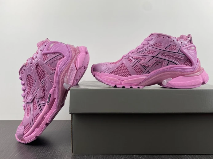 BLCG RUNNER SNEAKER 677402 W3RB1 HighQuality 2701
