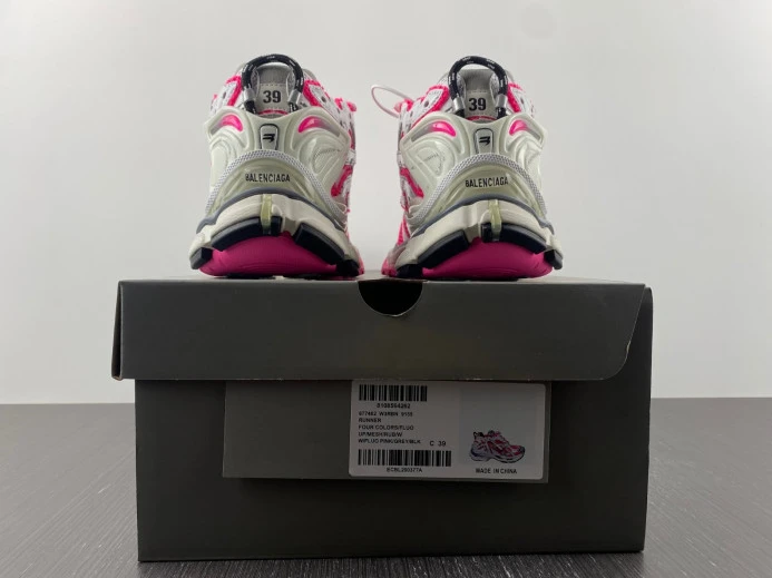 BLCG RUNNER SNEAKER 677402 W3RBN Fashionable 2696
