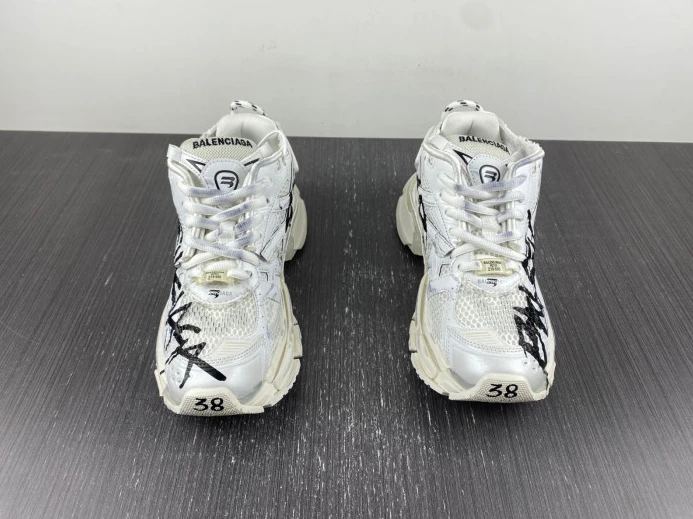 BLCG RUNNER SNEAKER 677402 W3RBQ BestValue 2705