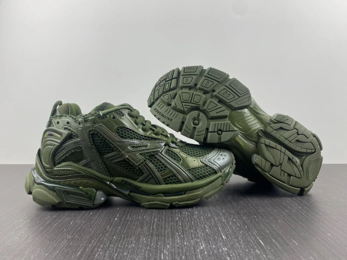 BLCG RUNNER SNEAKER 677402 W3RN3 UrbanStyle 2700