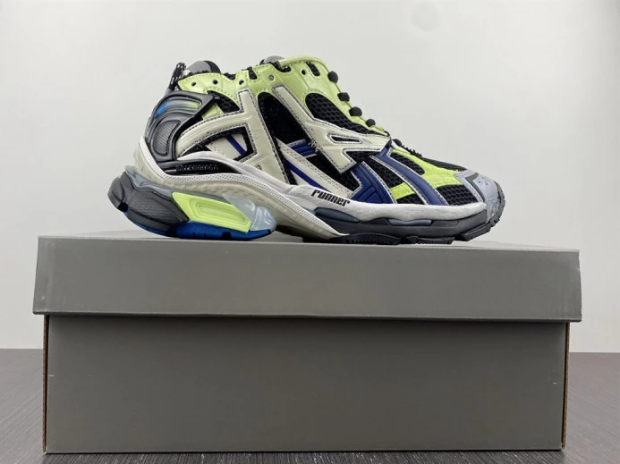 BLCG RUNNER SNEAKER 677403 W1RC6 Trendy 2699
