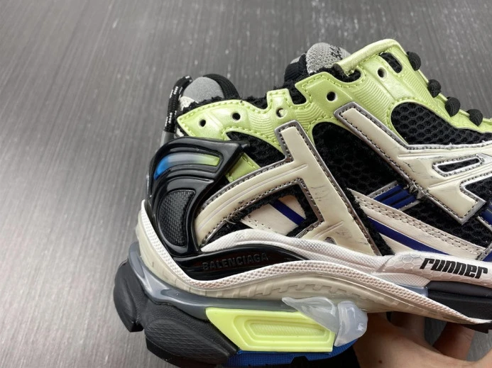 BLCG RUNNER SNEAKER 677403 W1RC6 Trendy 2699