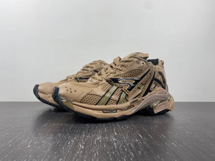 BLCG RUNNER SNEAKER 677403 W2RA5 EasyMatch 2683