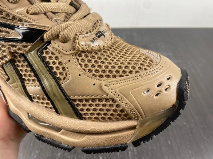 BLCG RUNNER SNEAKER 677403 W2RA5 EasyMatch 2683