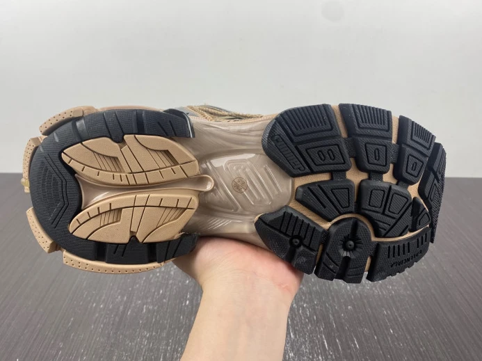 BLCG RUNNER SNEAKER 677403 W2RA5 EasyMatch 2683