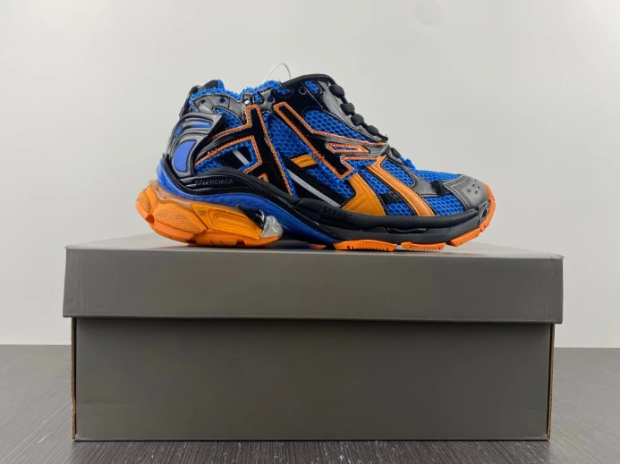 BLCG RUNNER SNEAKER 677403 W2RB1 GoAnywhere 2703