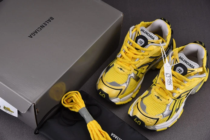 BLCG RUNNER SNEAKER 677403 W2RD3 GoodFit 2688