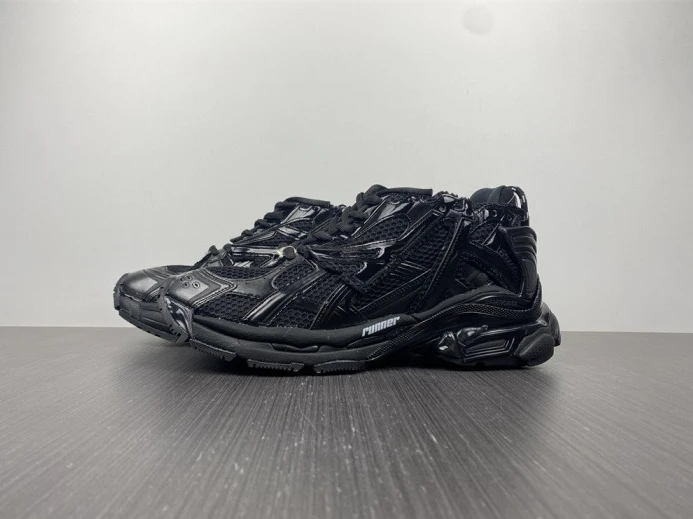 BLCG RUNNER SNEAKER 677403 W3RA9 Fashionable 2708