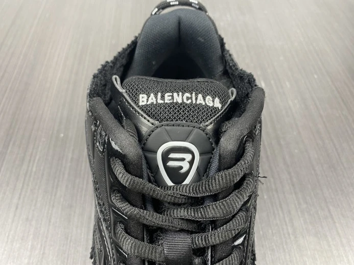 BLCG RUNNER SNEAKER 677403 W3RA9 Fashionable 2708