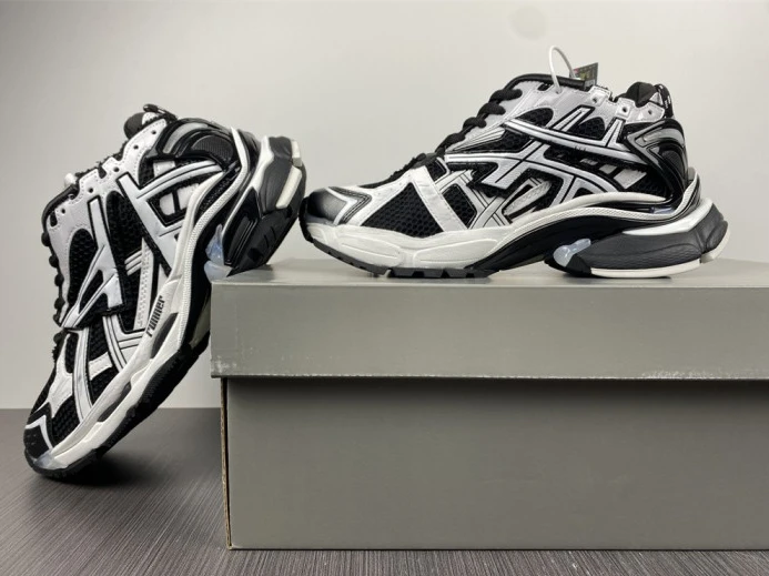 BLCG RUNNER SNEAKER 677403 W3RB2 SmartChoice 2707