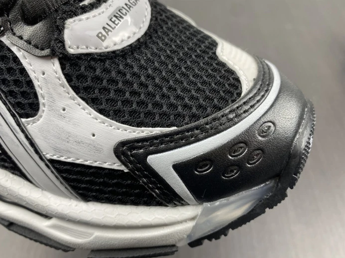 BLCG RUNNER SNEAKER 677403 W3RB2 SmartChoice 2707