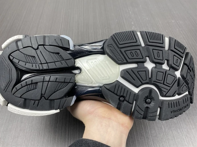 BLCG RUNNER SNEAKER 677403 W3RB2 SmartChoice 2707