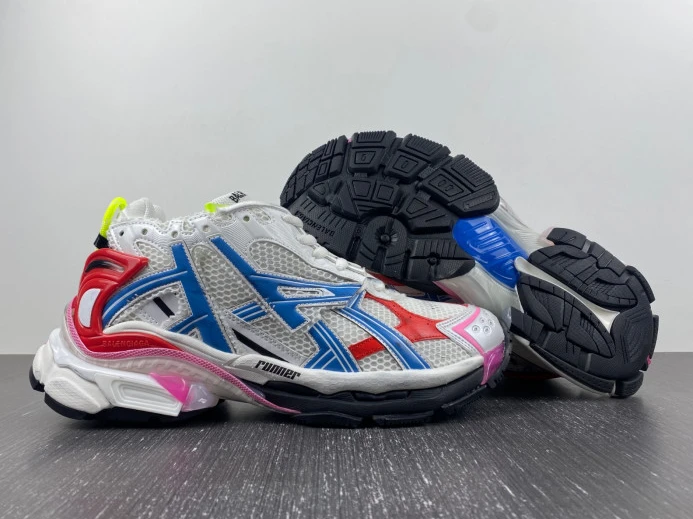 BLCG RUNNER SNEAKER 677403 W3RB6 GoAnywhere 2684