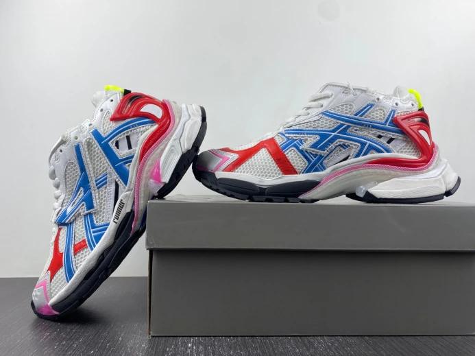 BLCG RUNNER SNEAKER 677403 W3RB6 GoAnywhere 2684