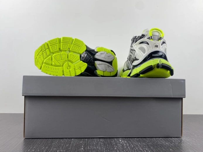 BLCG RUNNER SNEAKER 677403 W3RBP AllSeason 2681