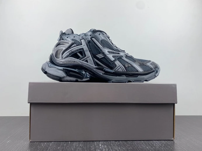 BLCG RUNNER SNEAKER 677403 W3RBR AllSeason 2686