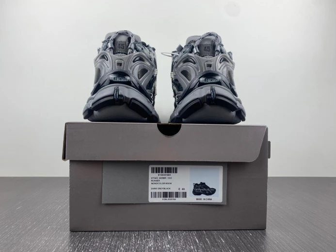 BLCG RUNNER SNEAKER 677403 W3RBR AllSeason 2686