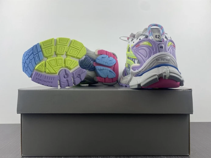 BLCG RUNNER SNEAKER 677403 W3RH5 Affordable 2719