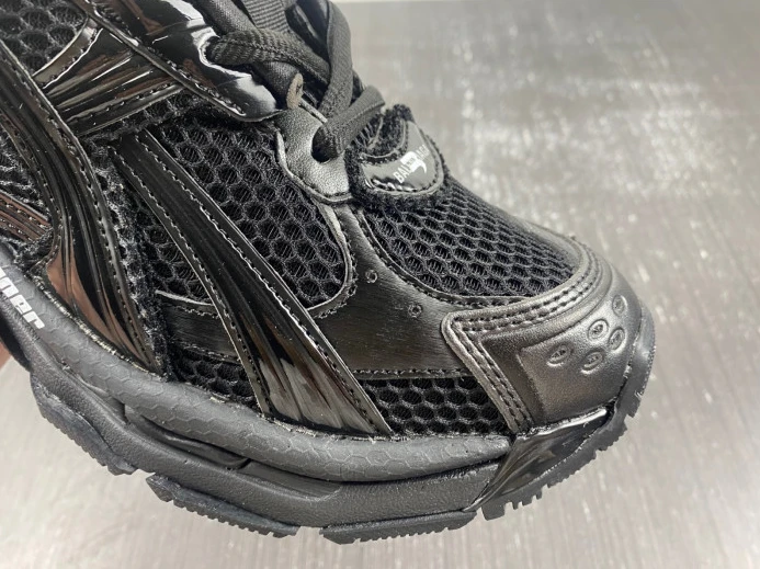 BLCG RUNNER SNEAKER 772767 W3RNY ModernLook 2674