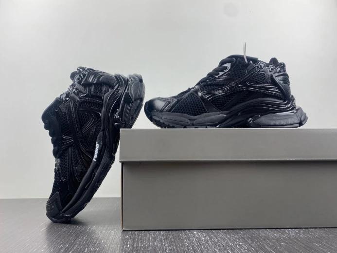 BLCG RUNNER SNEAKER 772767 W3RNY ModernLook 2674